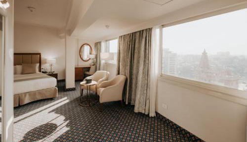 Deluxe Room with Baron Palace View