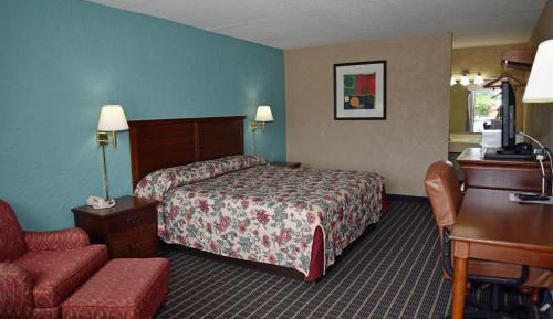Deluxe King Non Smoking Room