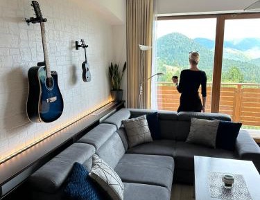 Two-Bedroom Apartment with Mountain View