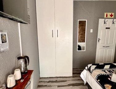 Twin Room with Shared Bathroom