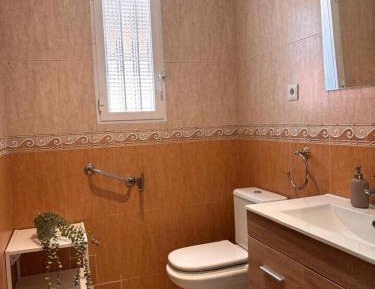 Standard Single Room with Shared Bathroom