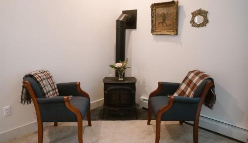 Deluxe Double Room with Shower