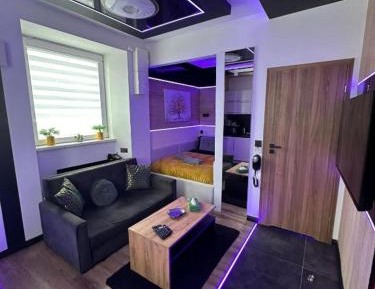 Studio Apartment with One Double Bed