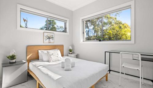 Double Room with Shared Bathroom