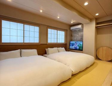 Japanese-Style Room