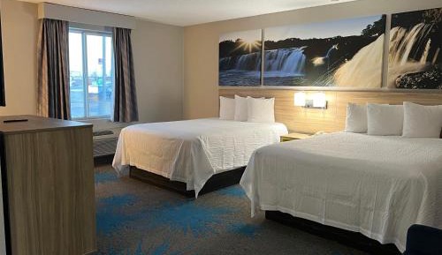 Deluxe Queen Room with Two Queen Beds - Non-Smoking