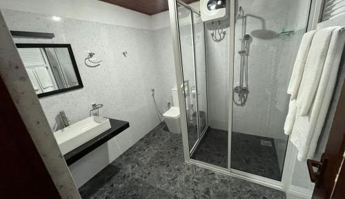Triple Room with Private Bathroom