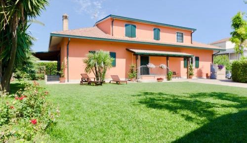 One-Bedroom Villa