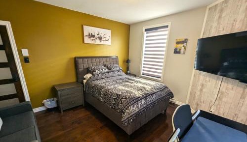 Queen Room with Shared Bathroom