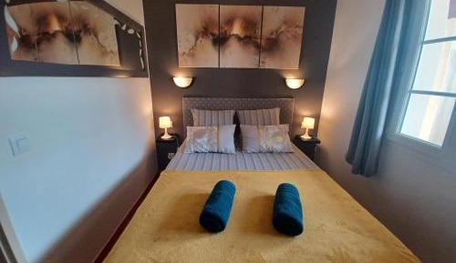 One-Bedroom Apartment with Terrace