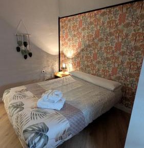 Double Room with Private External Bathroom