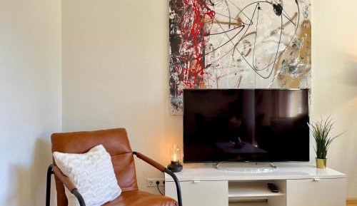 Two-Bedroom Deluxe Apartment with Balcony