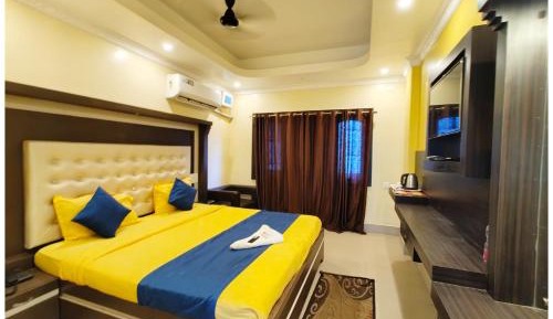 Deluxe Double Room with Balcony and Sea View