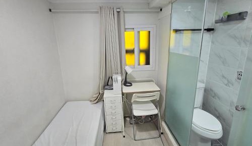 Single Room with Private Bathroom