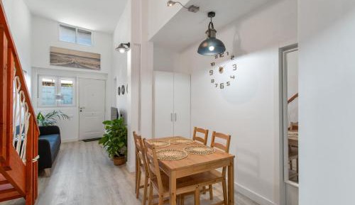 Superior One-Bedroom Apartment