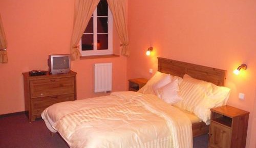 Double or Twin Room with Private Bathroom