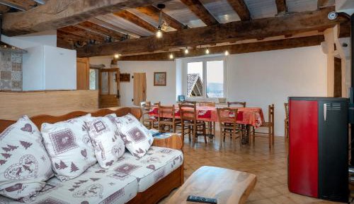 Three-Bedroom Superior Apartment