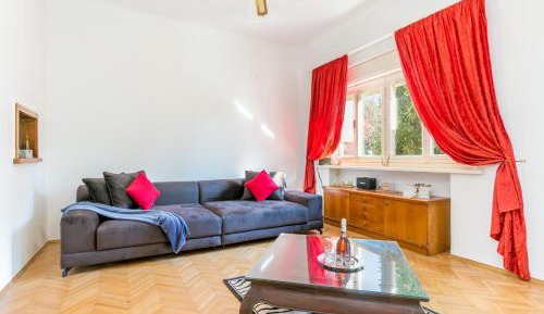 Villa with Sea View