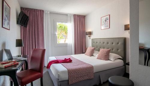 Comfort Double Room with Shower
