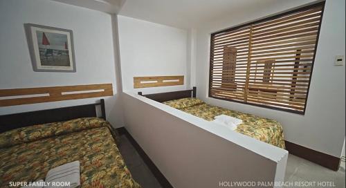 Deluxe Queen Room with Two Queen Beds