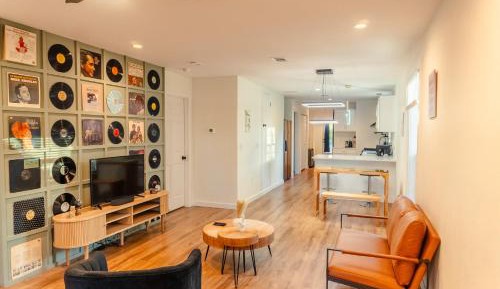 Four-Bedroom Holiday Home