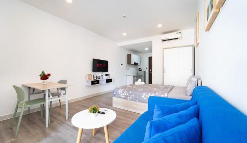Studio Apartment with Balcony
