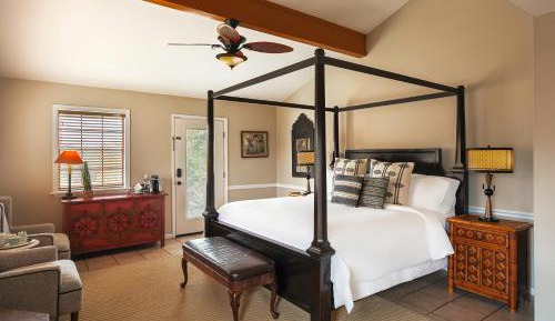 Deluxe King Suite