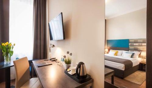 Large Double Room