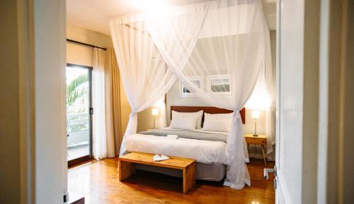 Deluxe King Suite
