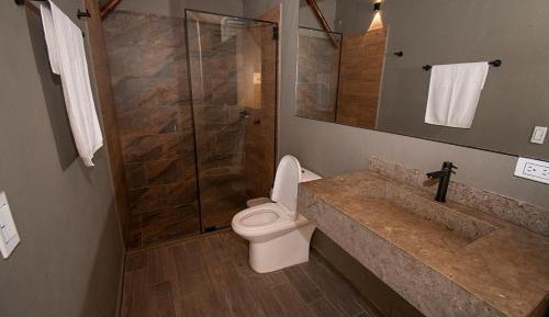 Deluxe Room with City View and Jacuzzi