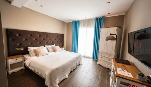King Room with Balcony