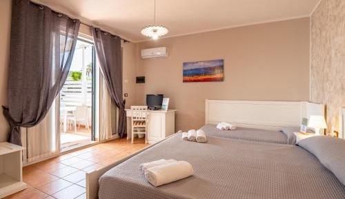 Deluxe Quadruple Room