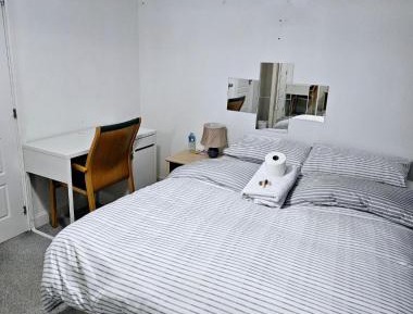 Deluxe Double Room with Shower