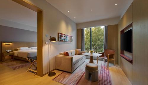 King Suite with Sofa Bed
