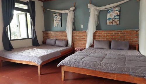Quadruple Room with Balcony