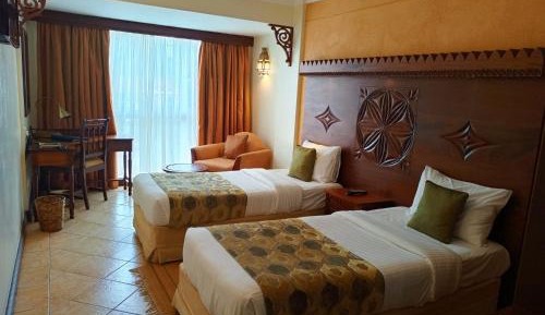Superior Room  2 Single Beds, 24Sqm, Air Conditionned, Room Service, Tea And Coffee, Flat Screen Tv