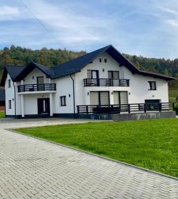 Eight-Bedroom House