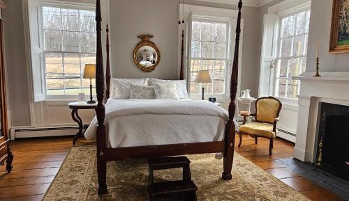 Deluxe Double Room with Extra Bed