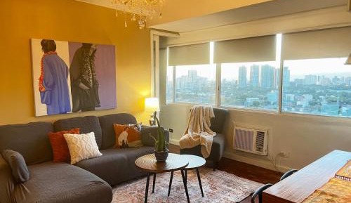 Apartment with City View