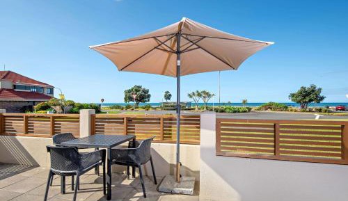 Two-Bedroom Apartment with Ocean View