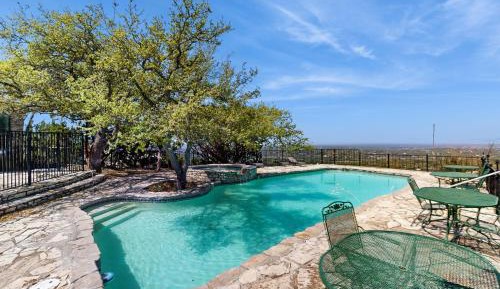 Four bedroom holiday home 