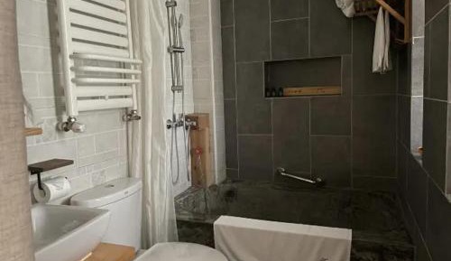 One-Bedroom House