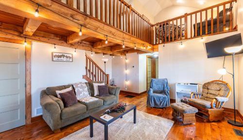 Three-Bedroom Holiday Home 