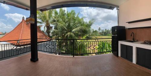 Apartment with View and Balcony