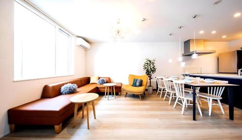 Three-Bedroom Deluxe Apartment