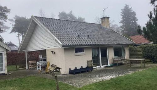 One-Bedroom Holiday Home