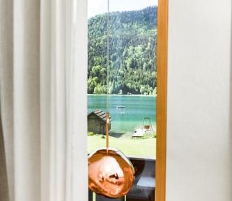 Quadruple Room with Lake View