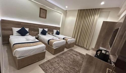 Triple Room with Bathroom