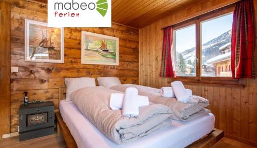Two-Bedroom Apartment with Balcony