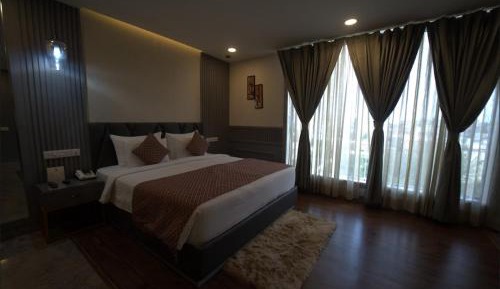 Executive Suite
